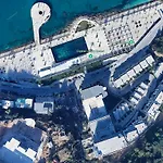 Kam Apartments